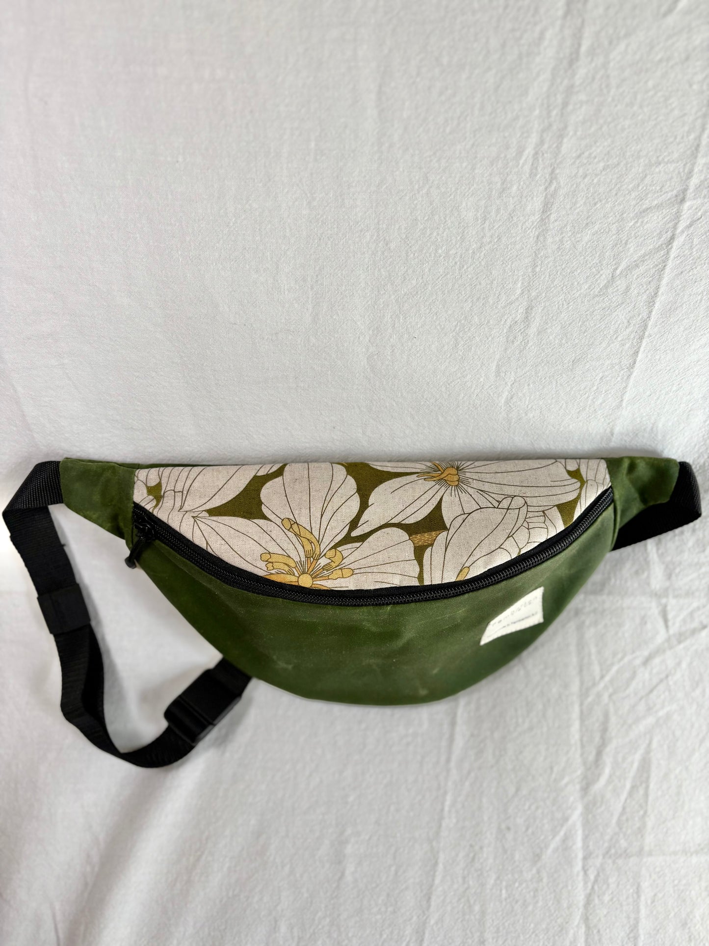 Green Oilskin - Patterned floral Top Panel