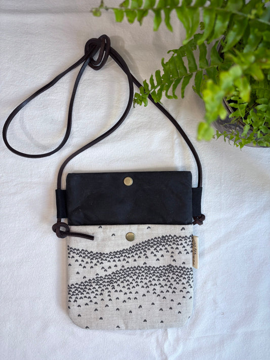 Mountain Dots - Charcoal Oilskin