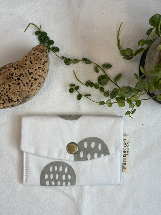 Grey Dots on White Style 2