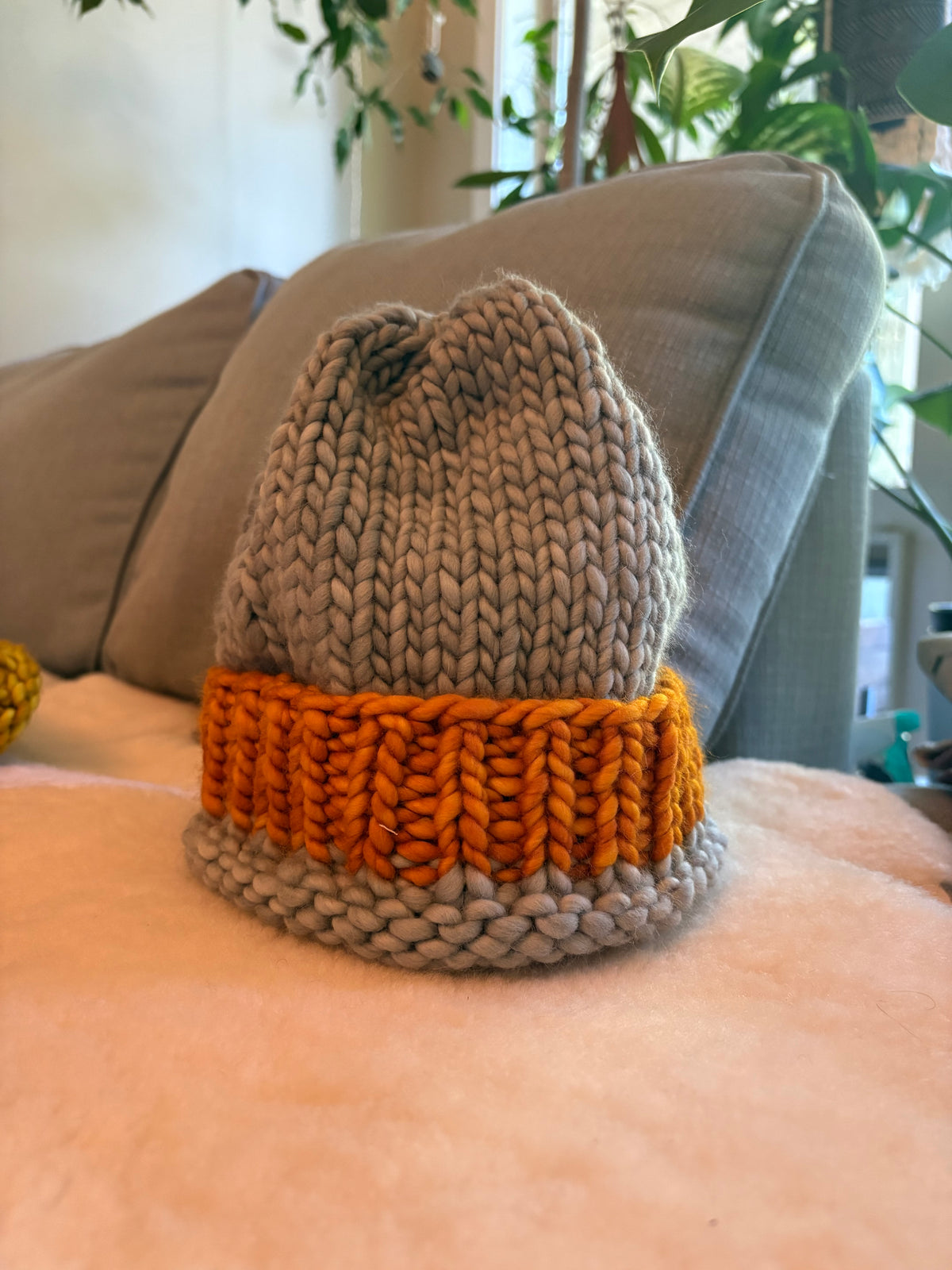 Grep with Wide Orange Strip