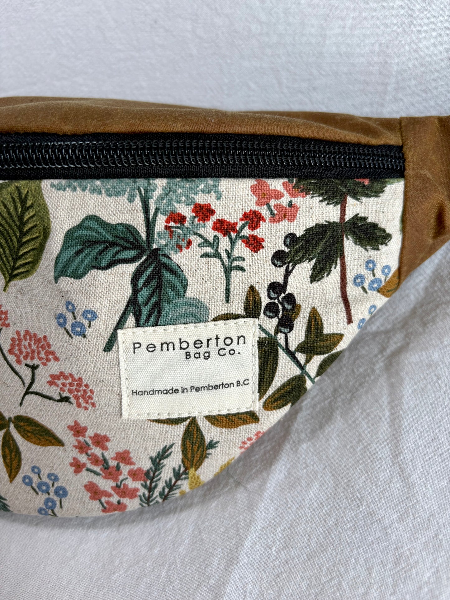 Gold Oilskin - Floral Front Panel